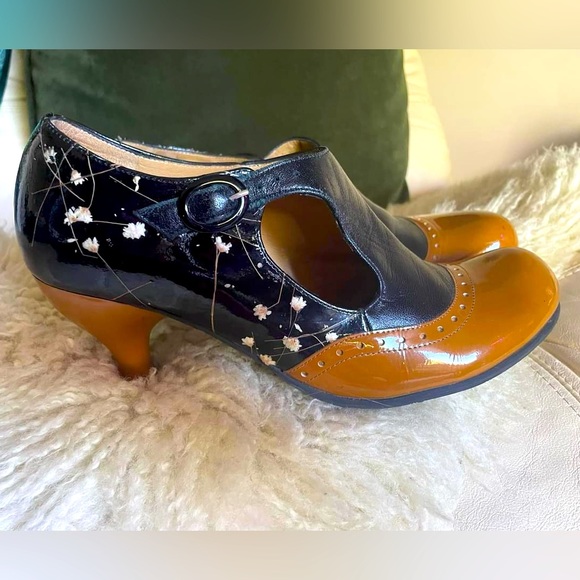 John Fluevog Shoes - John Fluevog Shoes - Ella Baker - sz 8